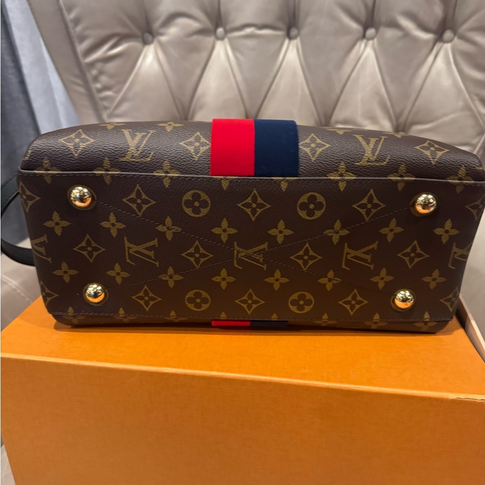 Louis Vuitton Monogram Tote with Red and Blue Stripe - Picture 16 of 16